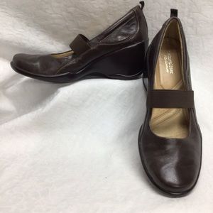 Naturalizer 'League' brown leather Mary Janes 7.5N
